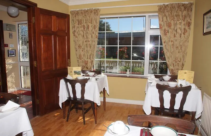 O'Mahonys B&B Killarney 3*,