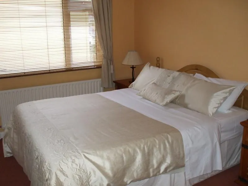 O'Mahonys B&B Killarney Hotel